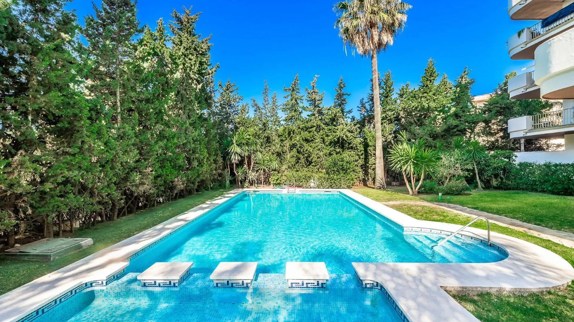 The Clover Boutique Suite Banus Marbella 0*,